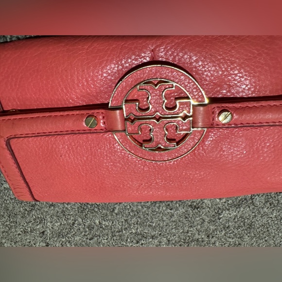 Tory Burch Coral Wallet - Picture 5 of 5